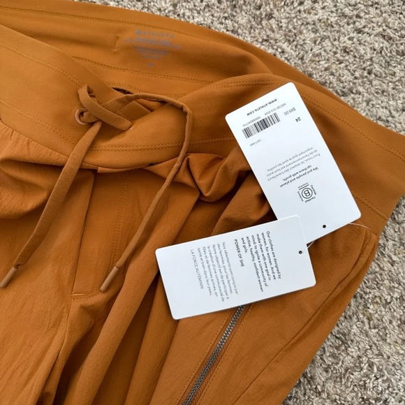 NWT ATHLETA Trekkie North Jogger in Cattail Brown 
size 24 - Picture 11 of 12